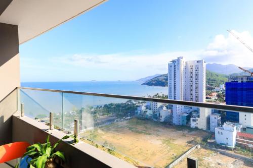 a balcony with a view of the ocean at FLC Sea Tower Quy Nhơn- View Biển in Quy Nhon