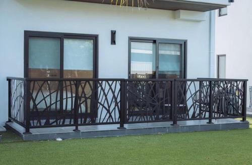 Μπαλκόνι ή βεράντα στο Luxury 1Bbr 1Bath Condo in Westbay, Arza Hideaway