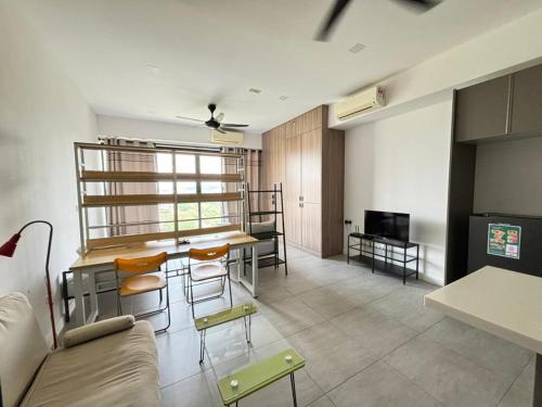 Μια τηλεόραση ή/και κέντρο ψυχαγωγίας στο Bell Suites by Salaam Suites, Sepang