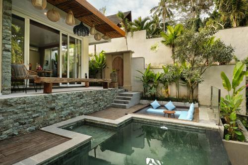 Πισίνα στο ή κοντά στο Changi Jungle Ubud Villas