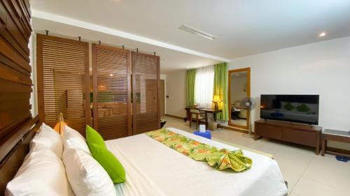 דה קליף ריזורט אנד רזידנסס The Cliff Resort & Residences