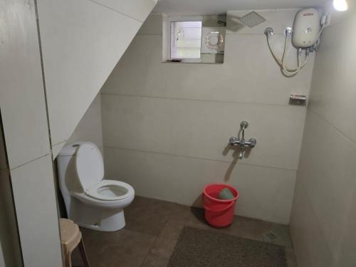 Un baño de Deshadan's Kesarvilla