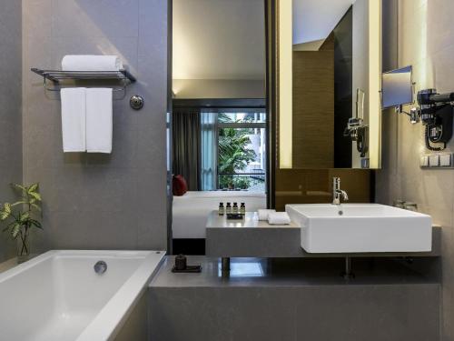 Bilik mandi di Pullman Bangkok King Power