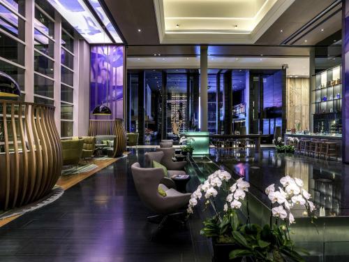 Ruang duduk di Pullman Bangkok King Power