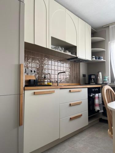 Una cocina o zona de cocina en Katana Suites Kaş