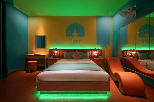 En eller flere senge i et værelse på Chiic House Đà Lạt