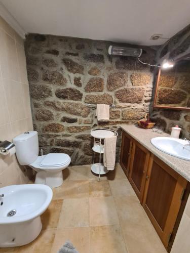 Ένα μπάνιο στο Casa das Pédrinhas Pousade Guarda