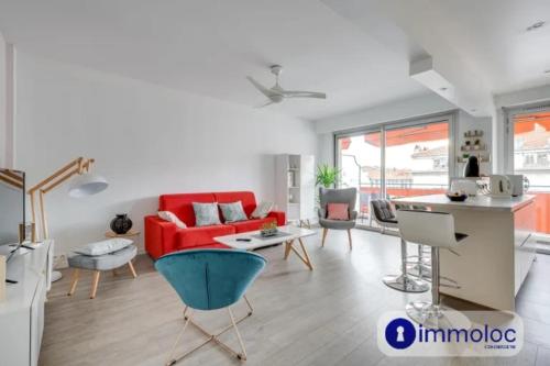 Air-conditioned apartment in the Libération district