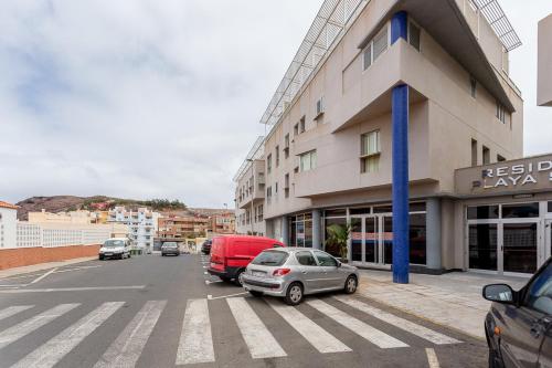 Το κτήριο όπου στεγάζεται  το διαμέρισμα