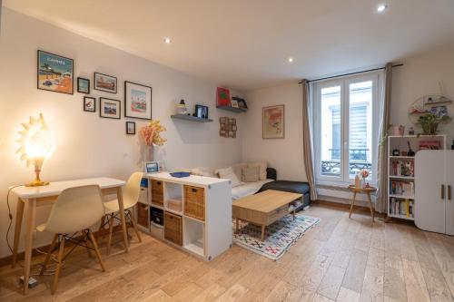 Cozy Hideaway in a Quiet Paris Passage