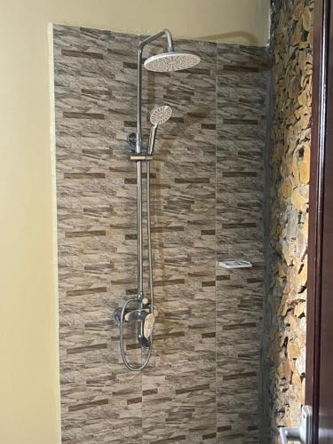 Et badeværelse på Emanyatta Lodge