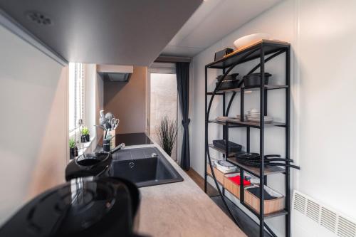Φωτογραφία από το άλμπουμ του Tiny House mit Terrasse und Garten in Altstadtnähe inkl Parkplatz σε Weiden