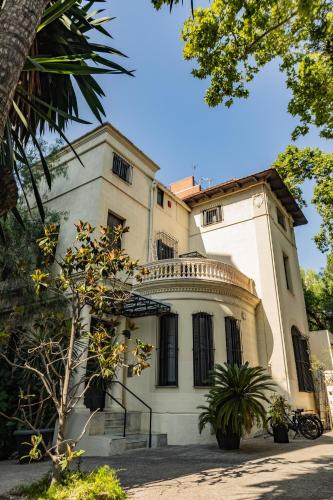 Leevin Student Barcelona