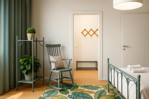 Postel nebo postele na pokoji v ubytování ISEO LAKE 3-Bedroom just 40 meters from the lake and 12 meters from Piazza Garibaldi