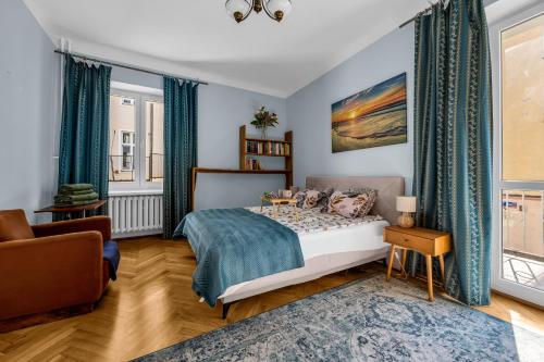 Śródmieście Apt - Balcony & Workspace - by Rentujemy