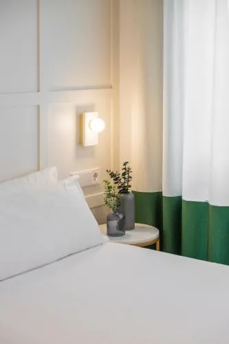 Room Mate Cosmo - City Centre, Valencia photo 31