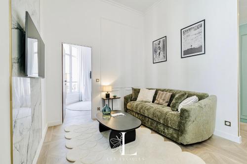 Les Lucioles 4- Luxury 1 Bedroom Apartment