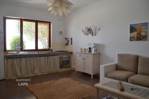 Dapur atau dapur kecil di BookingBoavista - Apartments