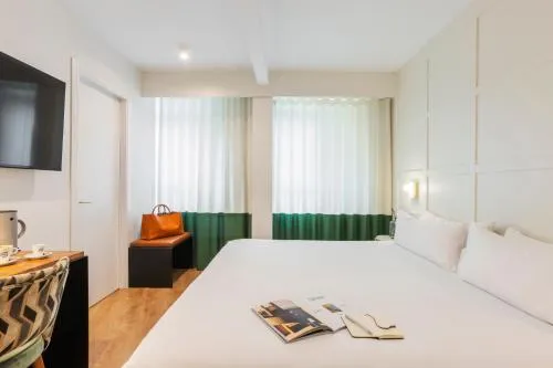Room Mate Cosmo - City Centre, Valencia photo 46
