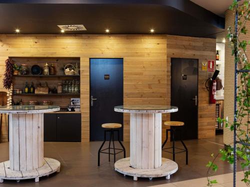 Лаундж или бар в Ibis Oviedo