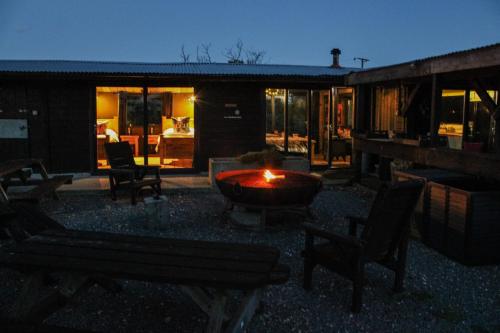 Fotografie z fotogalerie ubytování Unique Country Cabin, Puppy Lounge & Games Room v destinaci Newton by Toft