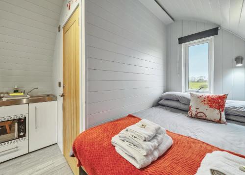 Η κουζίνα ή μικρή κουζίνα στο Bowbrook Lodges
