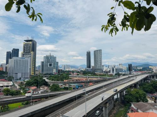 Nespecifikovaný výhled na destinaci Kuala Lumpur nebo výhled na město při pohledu z apartmánu