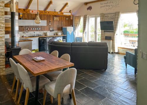 Η κουζίνα ή μικρή κουζίνα στο Durham Coastal Lodges