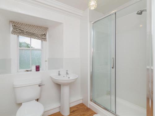 Un baño de Symbister Suite