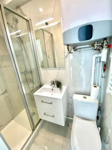 312 Suite Tour Eiffel -Cosy Apartment Paris Center