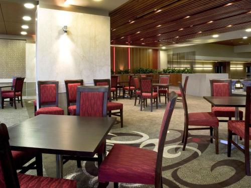 Restaurace v ubytování Mercure Sydney Liverpool