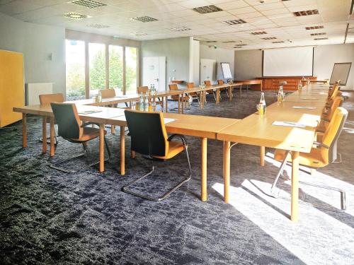 Zona business o sala de conferencias en Garner Hotel Munich - Messe by IHG