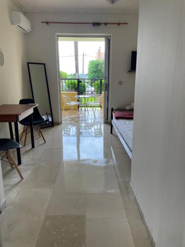 Nafsikas apartment 2