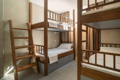 Hostel INN PETRELLA