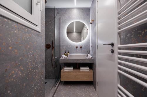 Luxurious Apartment at Hilton Area