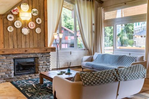 Apt Elegant with balcony 5P 2BR Megève Center