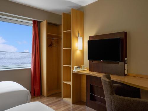 Et tv og/eller underholdning på ibis Belfast Queens Quarter