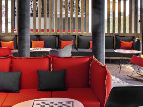 Χώρος καθιστικού στο ibis Clermont Ferrand Nord Riom
