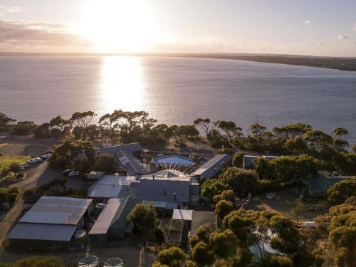 an aerial view of the house and the water at Mercure Kangaroo Island Lodge in American River
