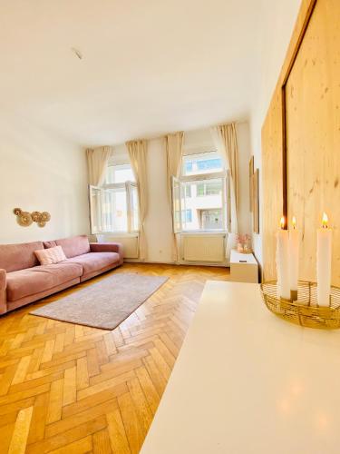 Affordable Room in Villa, With Garden & Parking