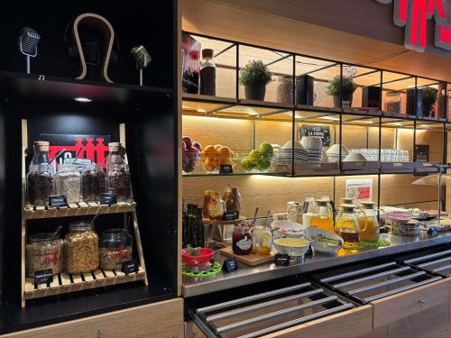 Cibo presso l'hotel o nelle vicinanze