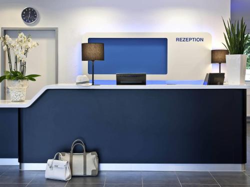 Ο χώρος του λόμπι ή της ρεσεψιόν στο ibis budget Dresden City