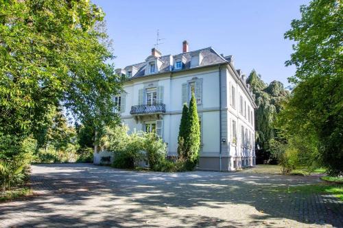 Grande Suite, Maison de Maître, Parking Privé - Hyper Centre Mulhouse