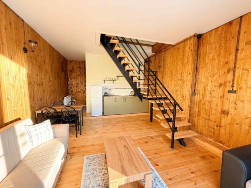 Afbeelding uit fotogalerij van Kazbegi Villa Cottages in Itʼkhvisi