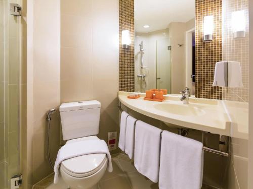 Ванная комната в ibis Bangkok Siam