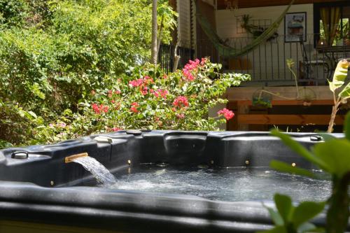 Zahrada ubytování -Ecolodge Laïloas-
