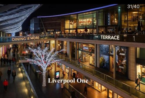 City Centre Apt–Sleeps 6, Parking, Shops & Trains photo 33