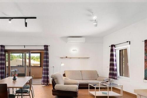 Holiday house with a swimming pool Cere, Central Istria - Sredisnja Istra - 24249