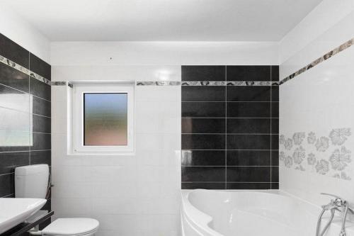 Holiday house with a swimming pool Cere, Central Istria - Sredisnja Istra - 24249