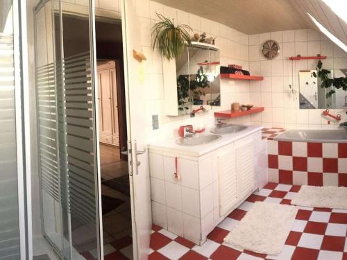 Koupelna v ubytování Holiday apartment with 2 bedrooms